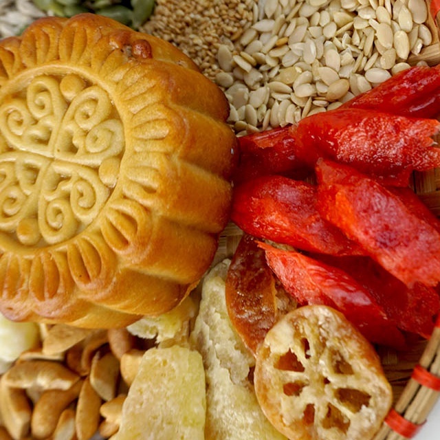 sét nguyên liệu làm nhân bánh Trung thu loại 1kg thật dễ dàng, đầy đủ, làm được 10 chiếc bánh thập cẩm, thơm ngon, combo