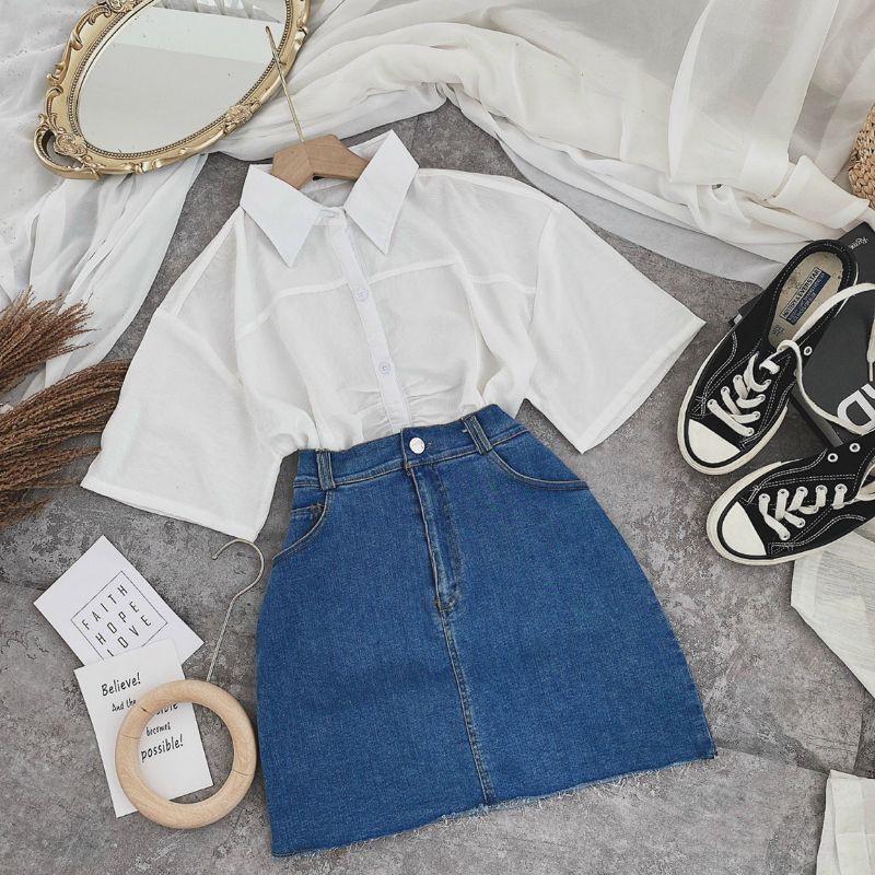 Set áo trắng + chân váy jean form A