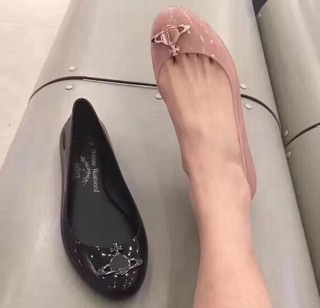 Giày nhựa thơm Melissa