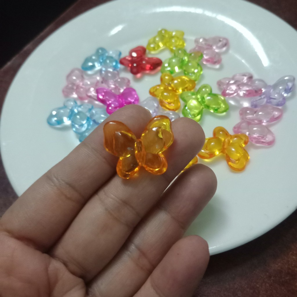 2-5-10 hạt nhựa con bướm đủ màu trong và đục có lỗ xỏ vòng, đồ chơi cho bé