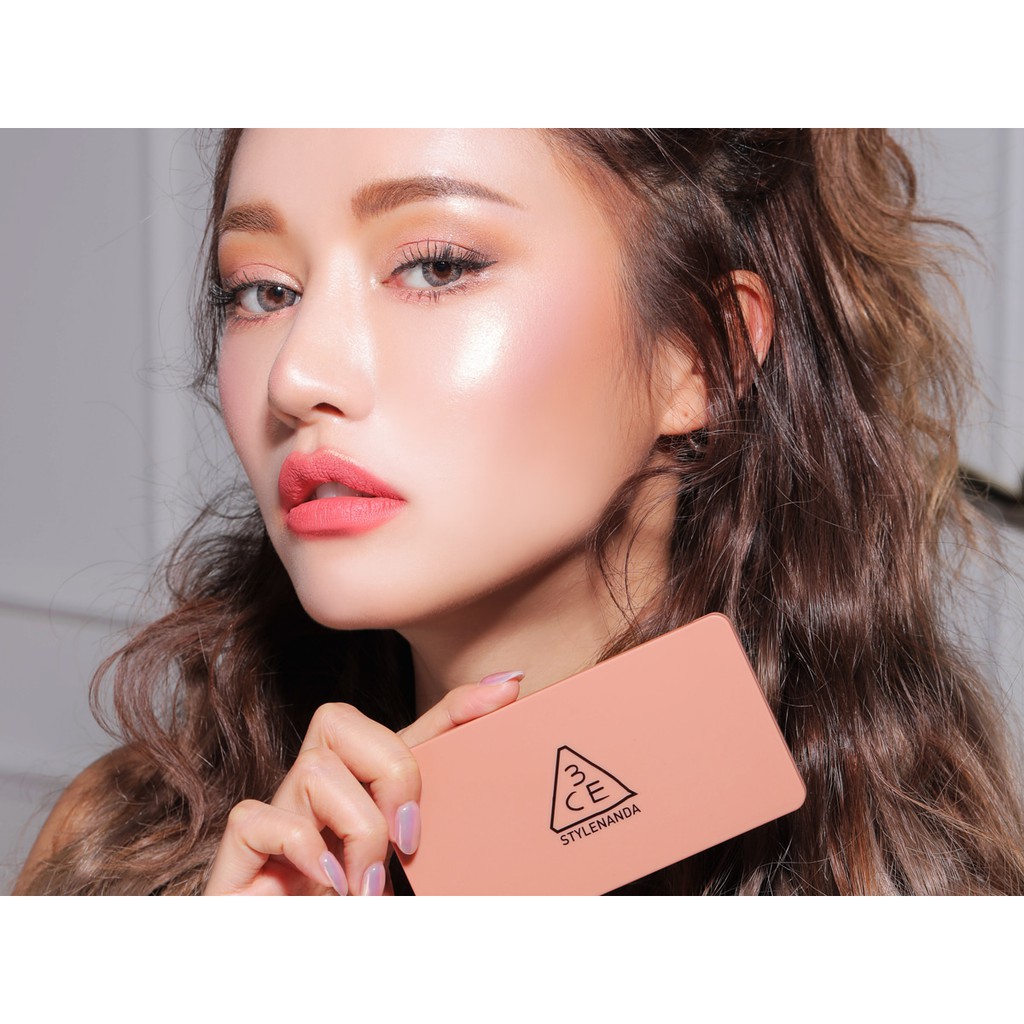 BẢNG HIGHLIGHT 3CE STYLENADA STROBING SKIN PALETTE CHÍNH HÃNG - 3877