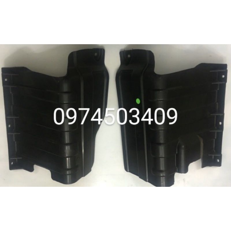 Chắn bùn gầm máy trái, phải Huyndai Grand i10