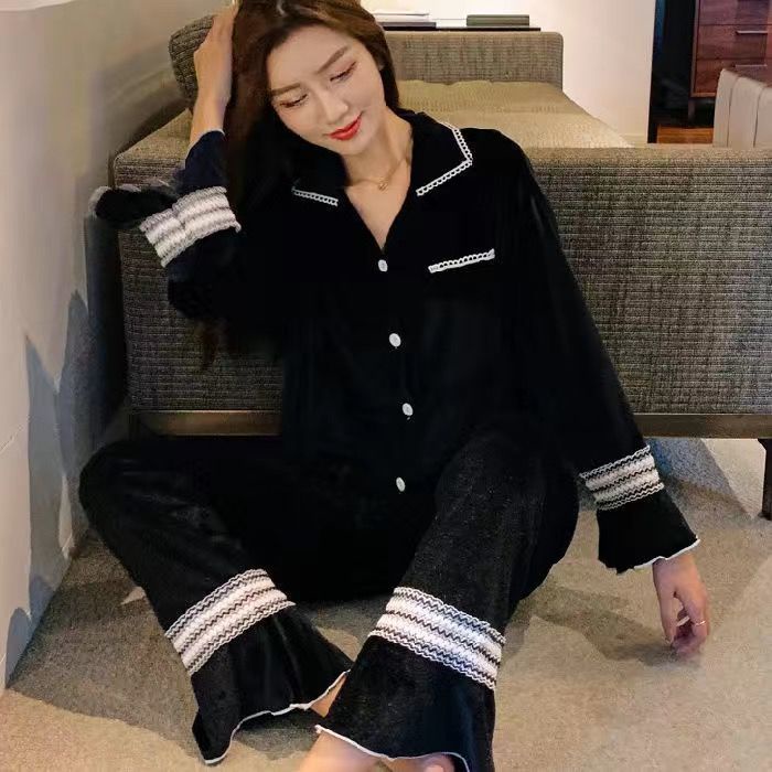 Bộ đồ ngủ tay dài chất nhung phối ren phong cách công chúa thời trang thu đông Hàn Quốc cho nữ