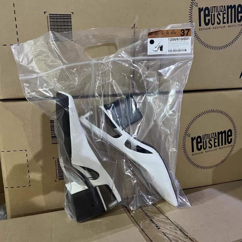 Zara Slingback da mũi vuông