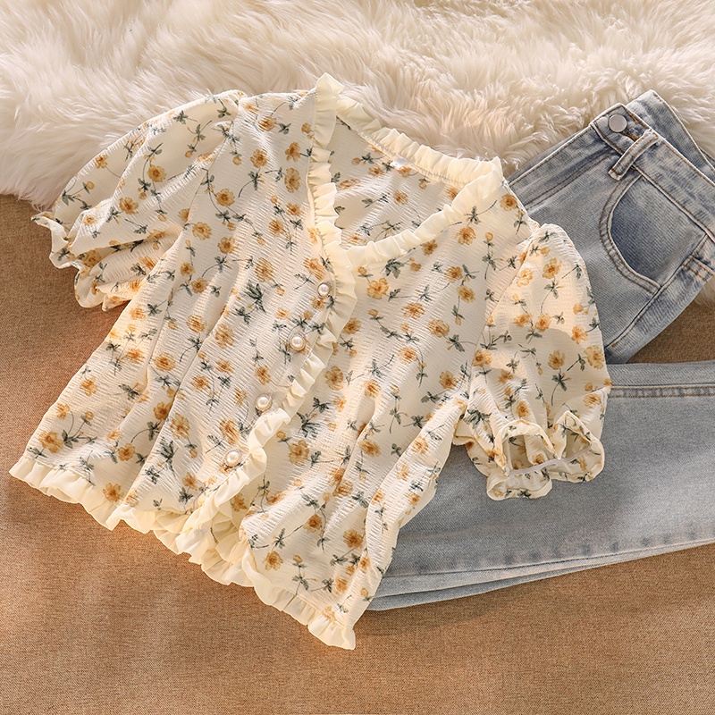 NUZIRO Áo croptop  tay ngắn cổ chữ V hoạ tiết hoa thiết kế hợp thời trang