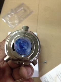 Bóng pha siêu sáng Halogen 3 chân H4