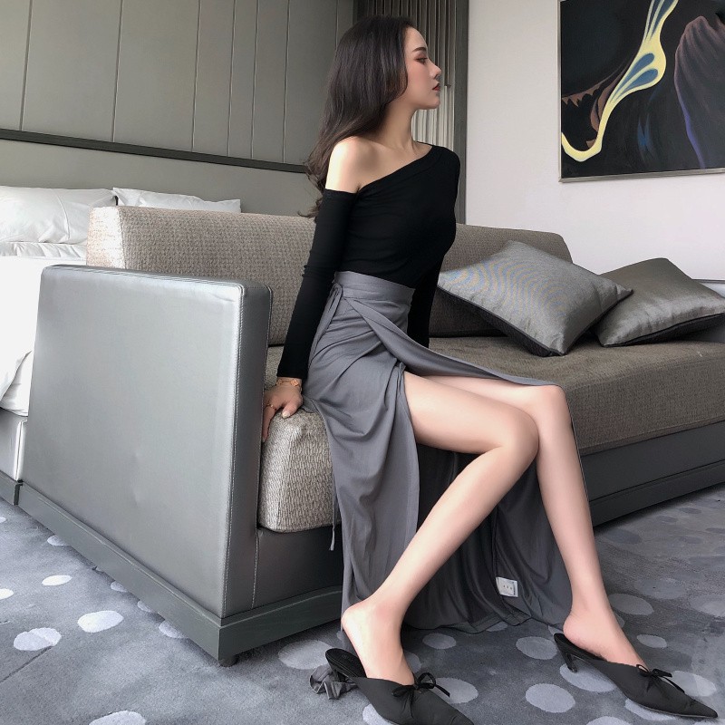 set áo thun lệch vai dài tay + chân váy midi xẻ tà thắt nơ (có bán lẻ)