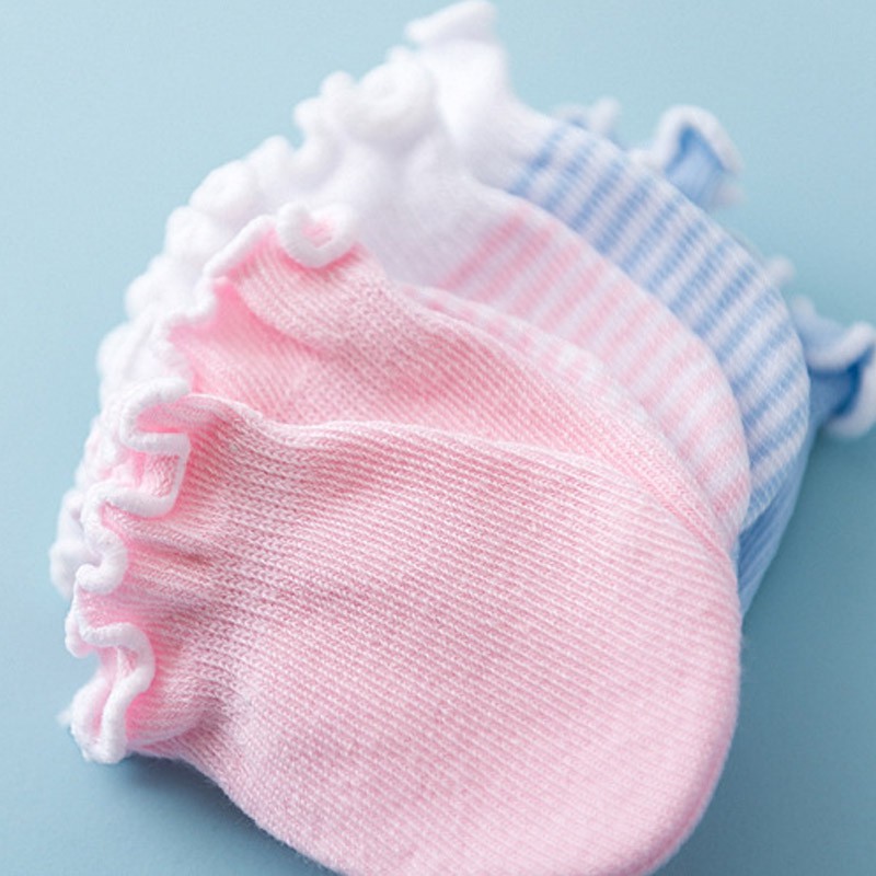 4 cái vớ cho bé sơ sinh + găng tay bộ chống trầy xước bảo vệ độ đàn hồi mặt găng tay bông mềm mại màu rắn vớ găng tay phù hợp với quà tặng cho bé