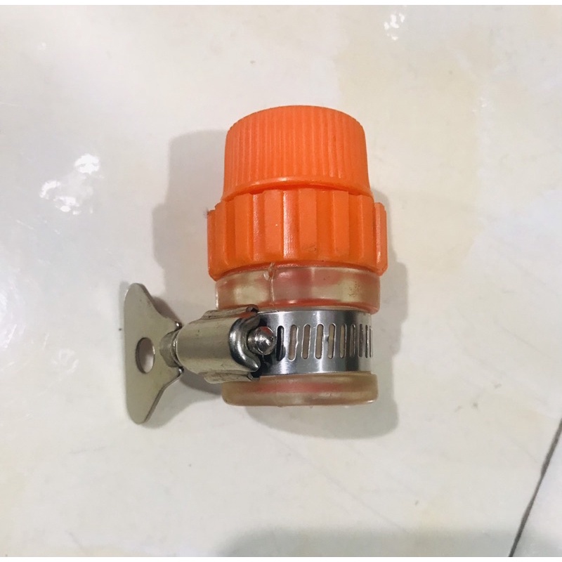 Đầu nối nhanh vòi gạt với ống mềm sẵn đai xiết. Đầu nối ống mềm máy rửa xe.