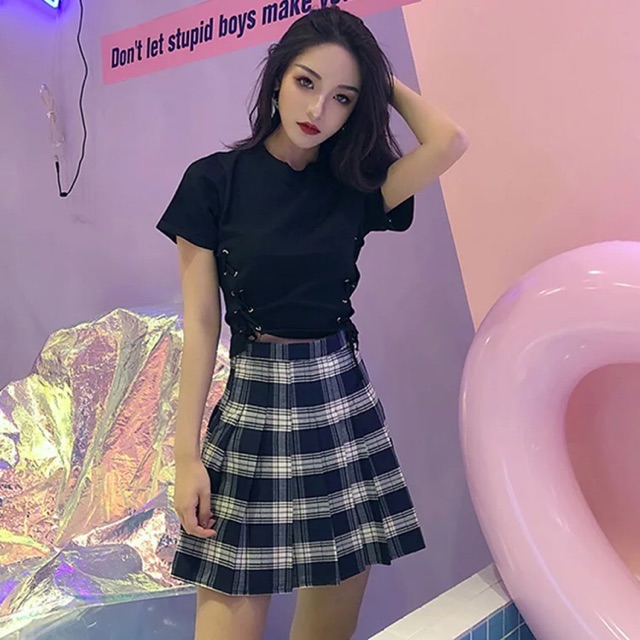 Áo Croptop Tay Ngắn Đan Dây Sườn