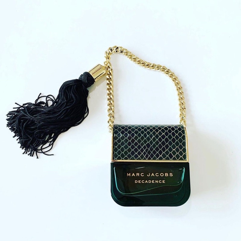 Nước hoa của thương hiệu Marc Jacobs sang trọng ; quến rũ và trưởng thành