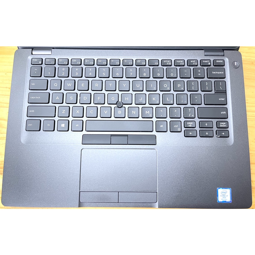 Laptop dell latitude 5400 i7  8665u 8GB RAM 256gb SSD/Full HD nhập khẩu US