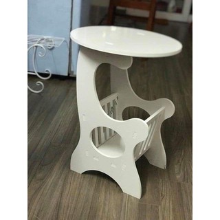 Kệ bàn tròn để đầu giường tiện dụng