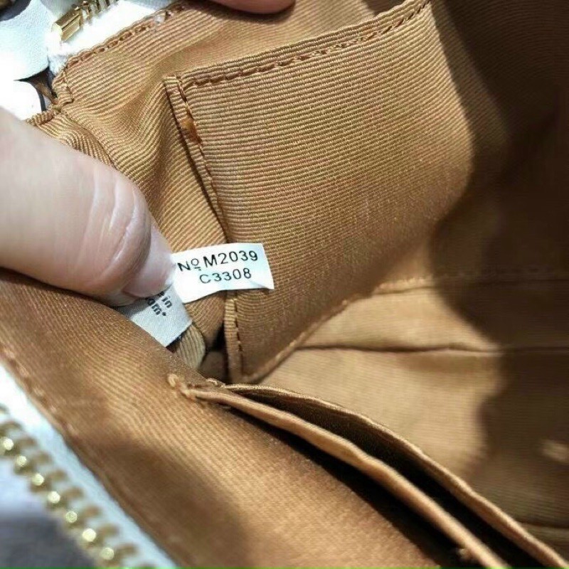 TÚI COACH NOLITA 19