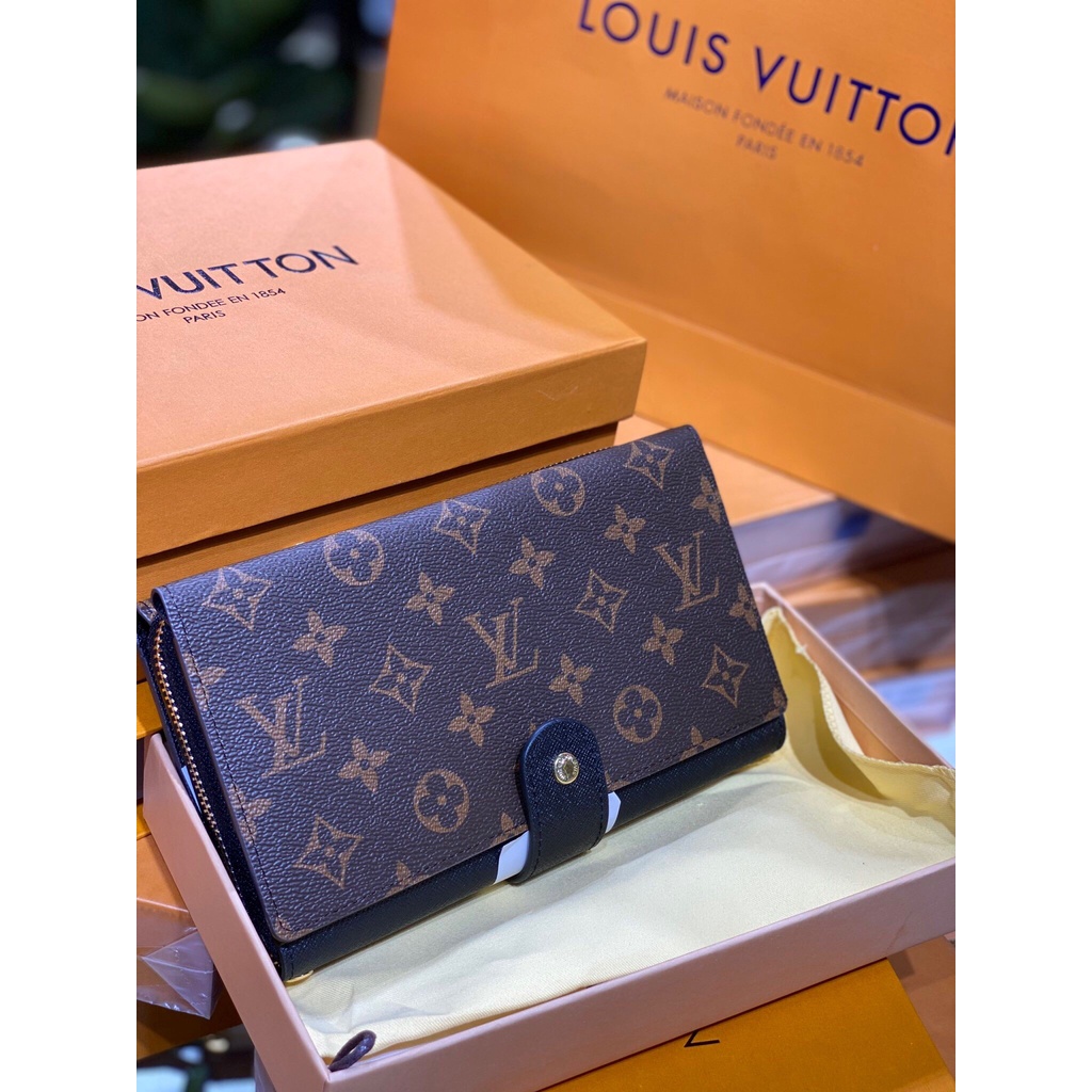 CLUTCH VÍ CẦM TAY LV KHOÁ KÉO MIỆNG KÈM DÂY ĐEO TAY FULLBOX HÀNG SẴN SHIP GRAB VINKYSHOPTK