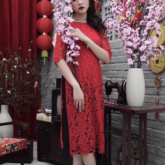 Áo dài cách tân ren cổ tròn đính hạt tay ngắn
