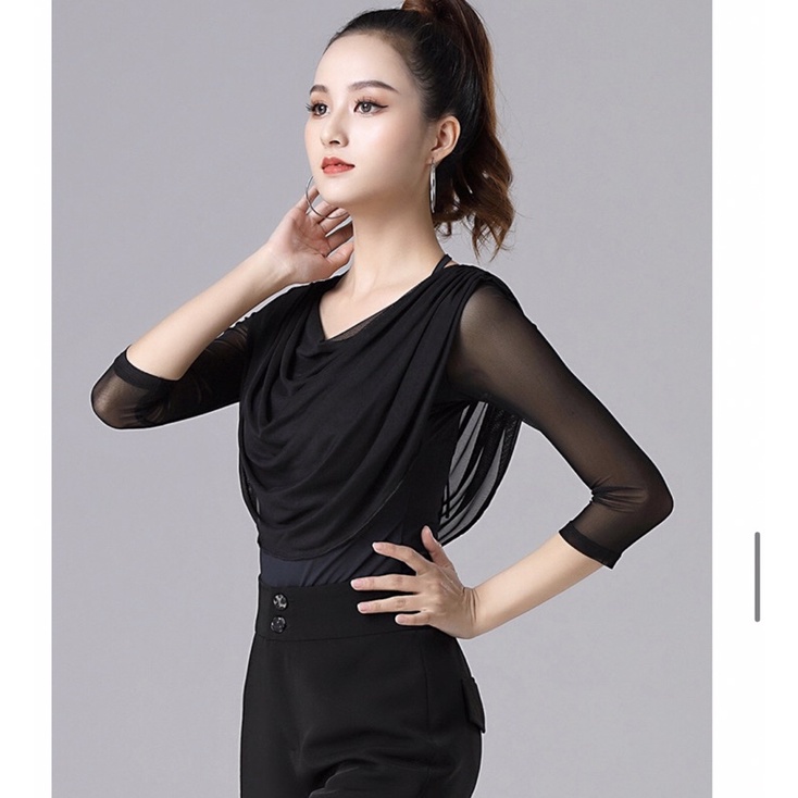 ÁO KHIÊU VŨ HÀNG SẴN