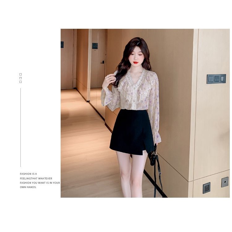 Áo Sơ Mi chiffon Tay Dài Cổ Chữ v In Họa Tiết Hoa Phối Bèo Đính Nút Kim Cương Giả Xinh Xắn Thời Trang Mùa Xuân