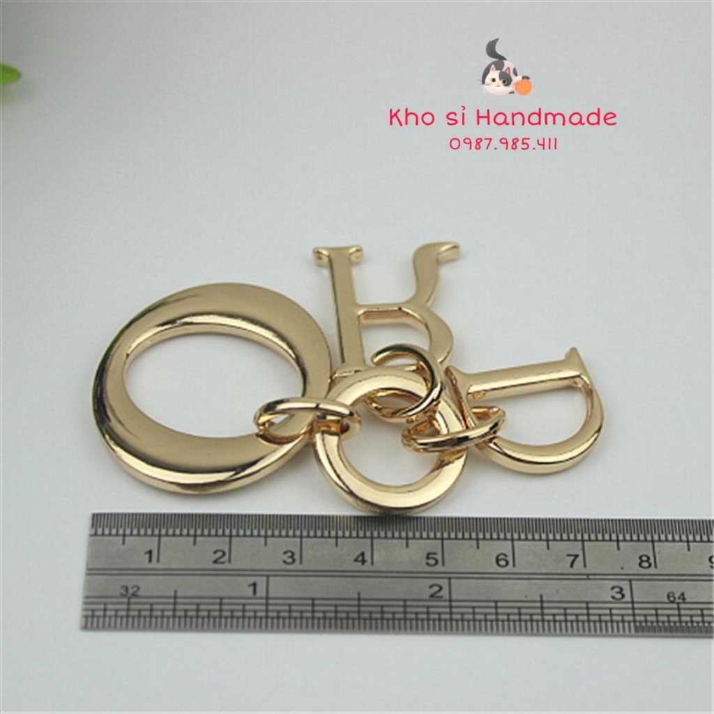 Phụ kiện gắn túi : Móc treo, chùm treo túi xách di-or