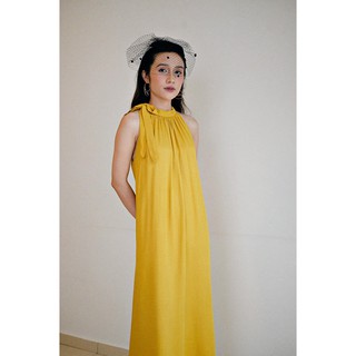 Đầm Yếm lụa màu vàng đất - HÀNG MAY