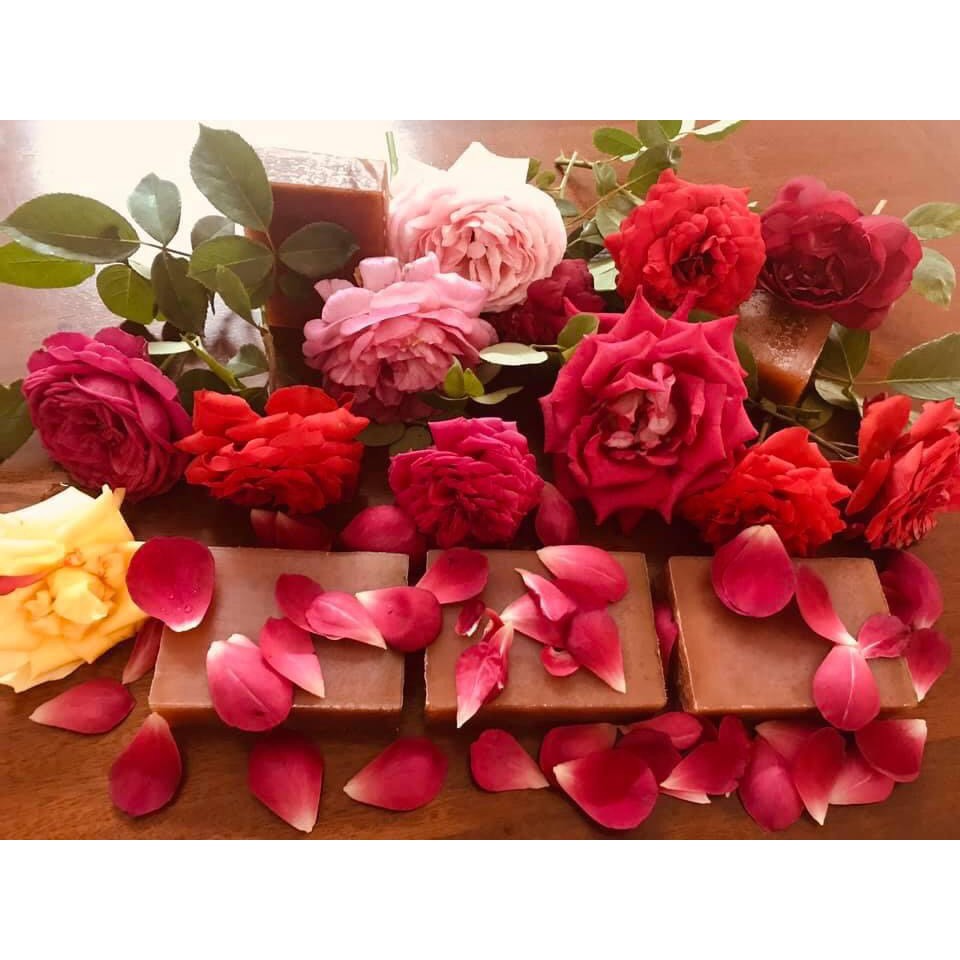 [QUÀ TẶNG 10gr] Sinh Dược Vụn Xà Bông Hoa Hồng Thơm Quyến Rũ Dưỡng Ẩm Se Khít LCL Chống Lão Hóa Da Mịn Màng Mờ Thâm Nám | BigBuy360 - bigbuy360.vn