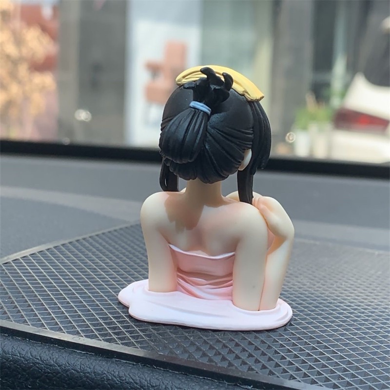 Mô hình búp bê Enoki Tomohide Kanako rung lắc ngực trang trí xe máy, xe ô tô 5.5cm