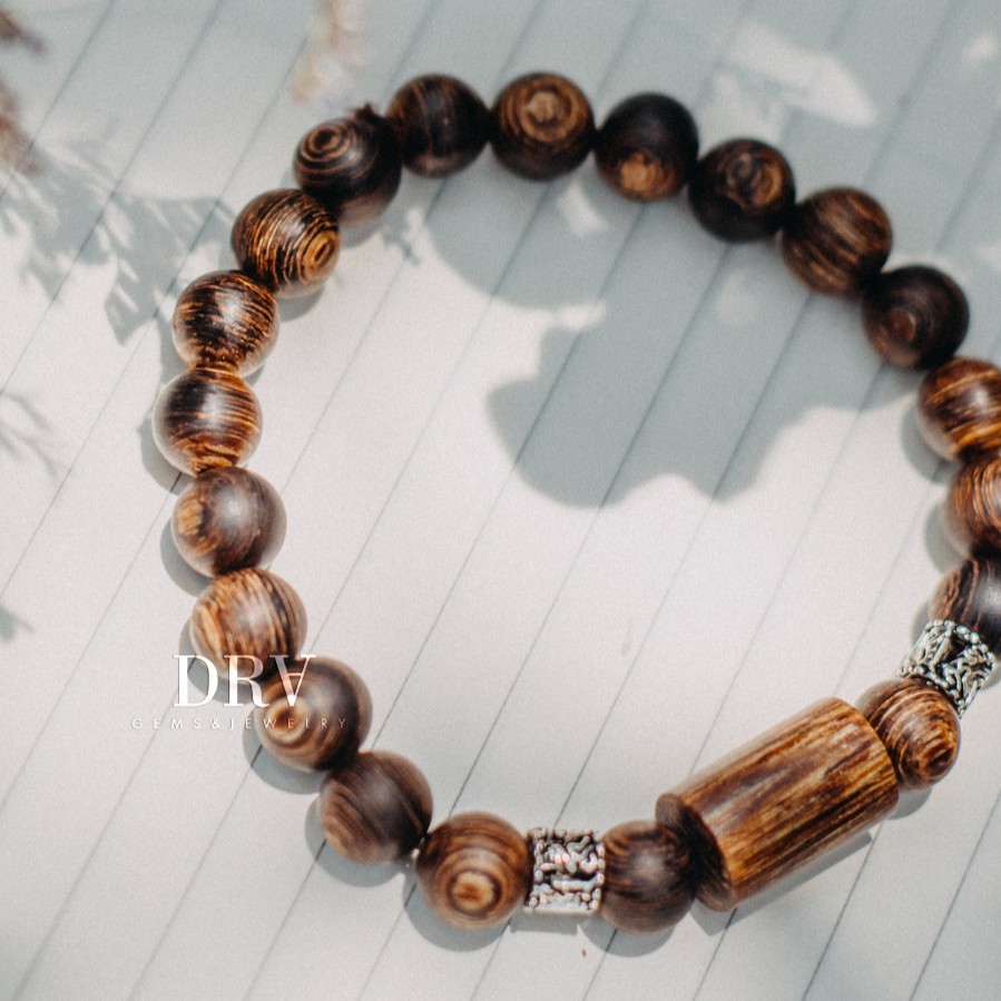 🌟 Thu Hút Thành Công 🌟 Vòng Trầm Sánh Chìm Mix Charm DRA123 🌟 | BigBuy360 - bigbuy360.vn