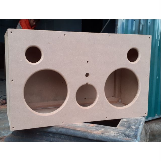 Thùng Box thô