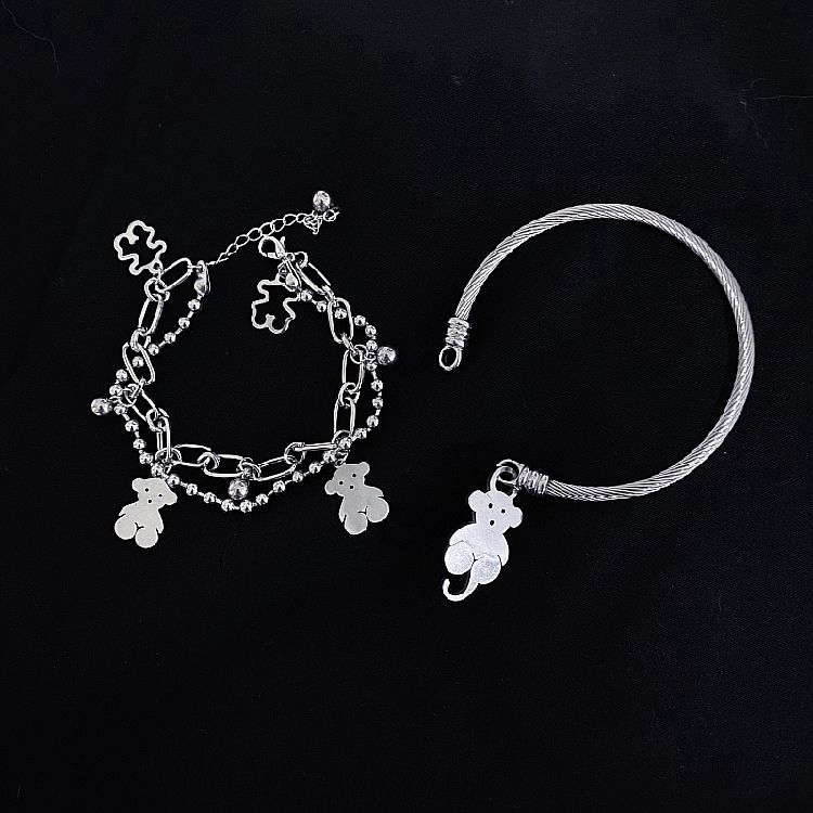 Vòng Tay Gắn Mặt Hình Gấu Cá Tính Độc Đáo Phong Cách Harajuku