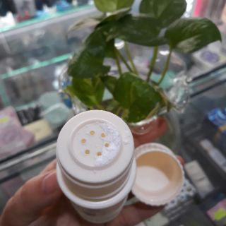 Phấn thơm Enchanteur charming chai 50g 