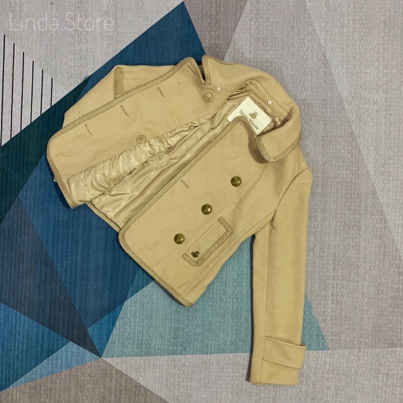 Áo dạ Tweet phong cách hoàng gia