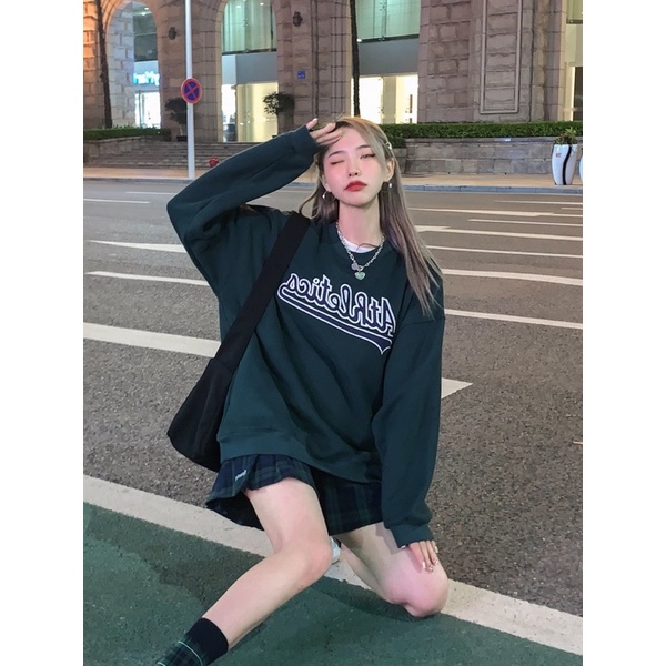 Set áo nỉ in hình màu xanh kèm chân váy tennis sọc caro có hình thật trải sàn | BigBuy360 - bigbuy360.vn