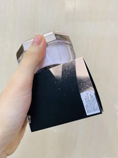 Phấn phủ bột kiềm dầu Fenty