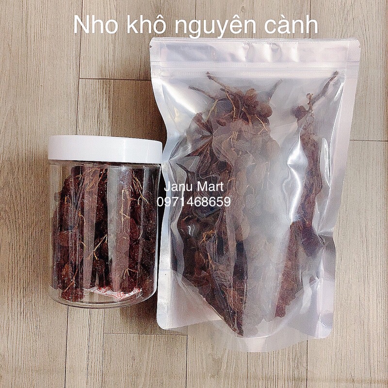 Nho khô nguyên cành Úc
