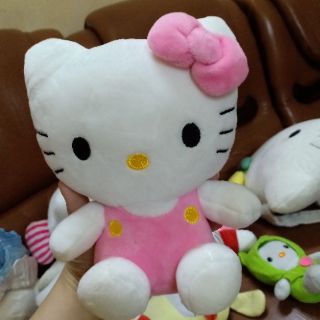 Thú bông hello kitty