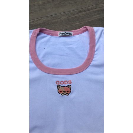 Áo croptop thiêu mèo phối viền hồng