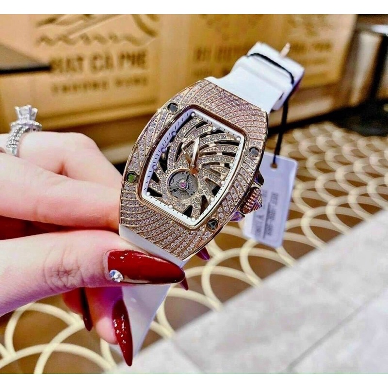 đồng hồ nữ Hanboro by Huboler phiên bản tựa Ri.chard mi.ller 23 tỷ của Lệ Quyên  nha . Viền rose