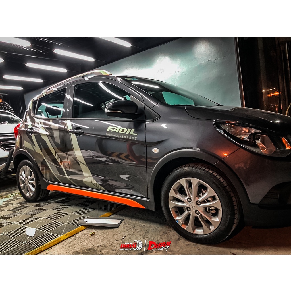 Tem xe Fadil màu xám