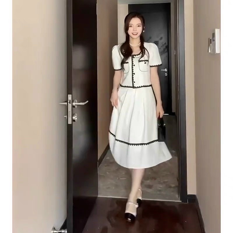 Set áo crop cv midi viền ren