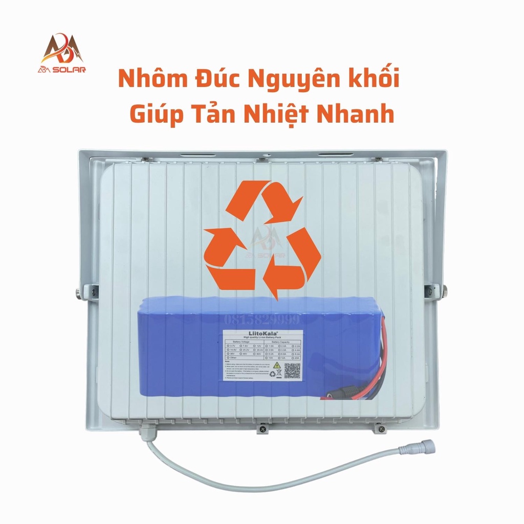 Đèn Năng Lượng Mặt Trời Nhôm Đúc Nguyên Khối , Có Báo % Pin Công xuất 400w 300w 200w 100w , ip 68 chống nước