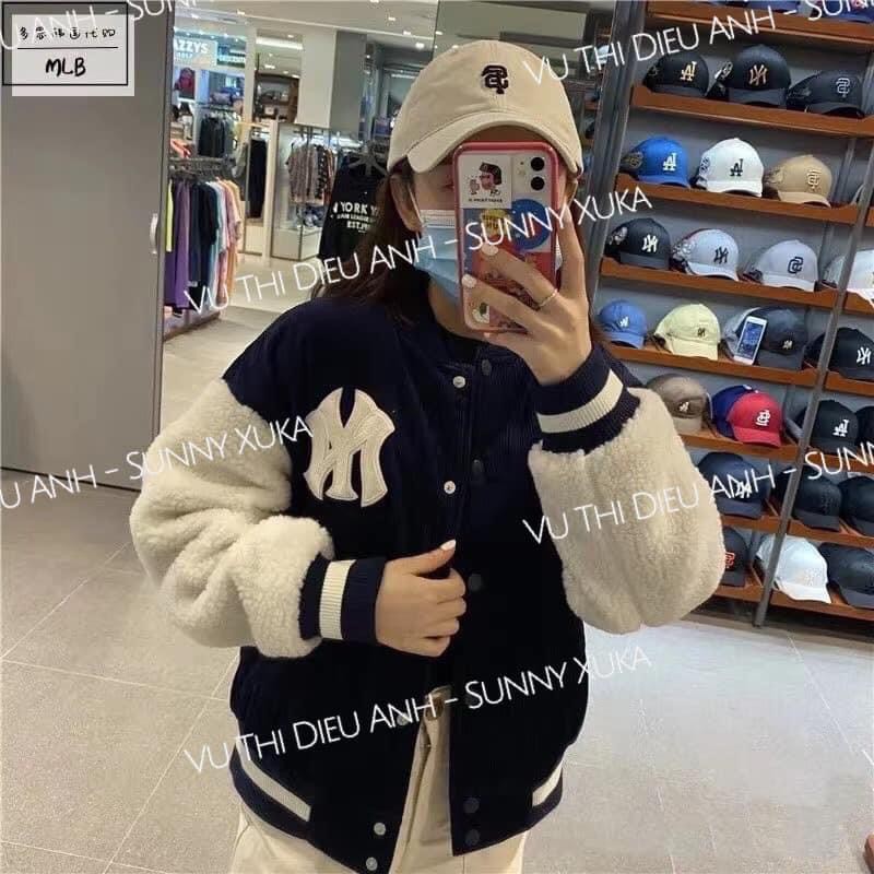 Áo Khoác Bomber Nhung Phối Lông Thêu Chữ | BigBuy360 - bigbuy360.vn