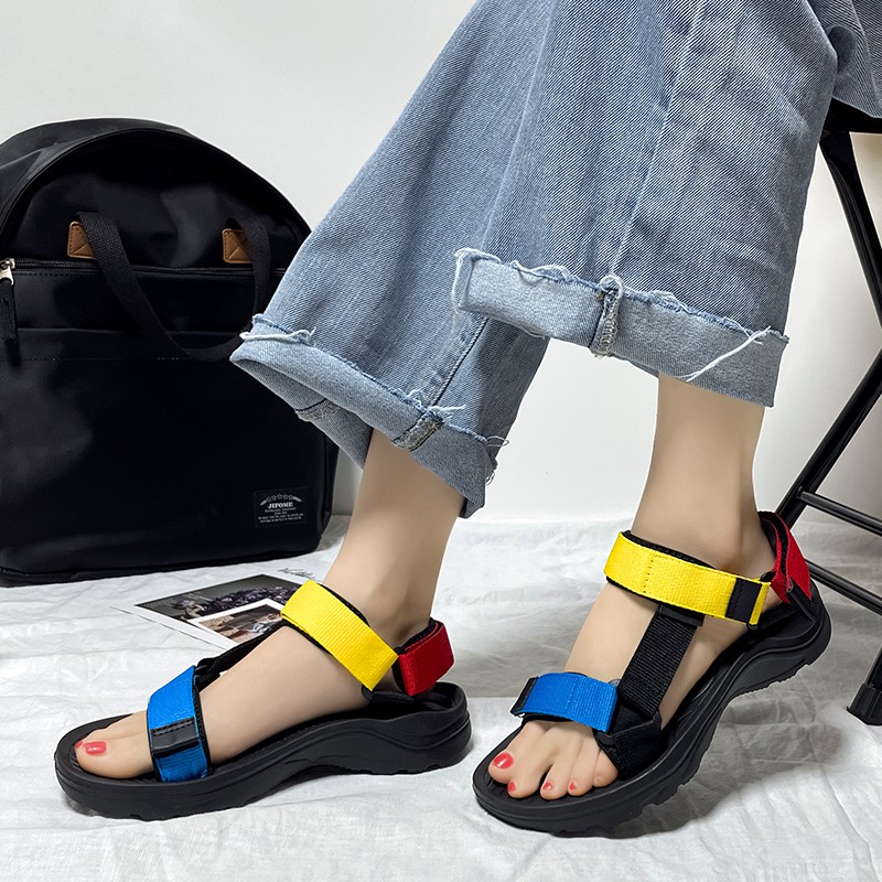 Dép Sandal Nhẹ Nhàng Thoải Mái Thời Trang Đi Biển Mùa Hè 2021 Cho Cặp Đôi Size 36-46