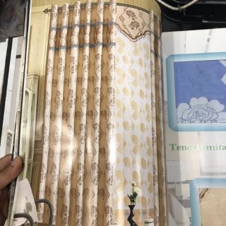 MÀN CỬA 07