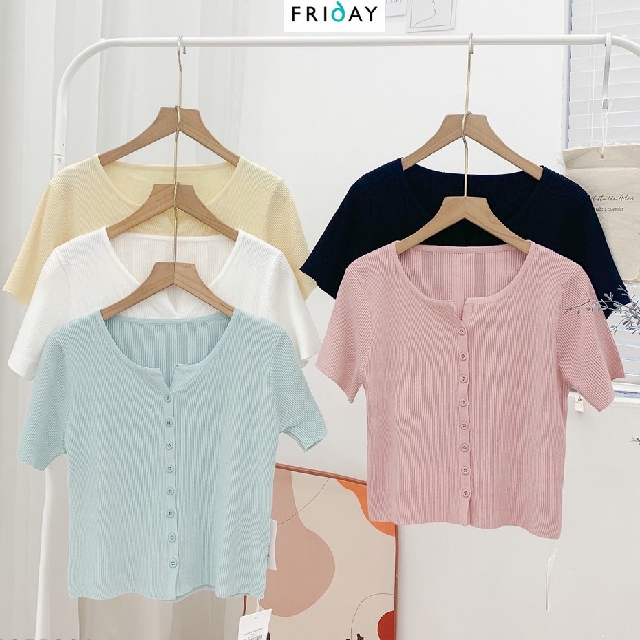 Áo croptop tăm len hàng khuy Friday