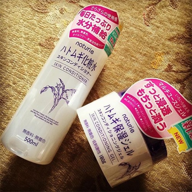 Bộ kem dưỡng da và Tone gạo Nhật Bản