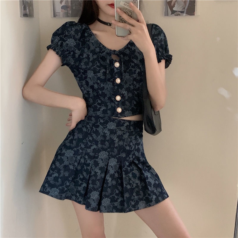 Set Áo Sơ Mi Ngắn Tay Thiết Kế Mới Mùa Hè Kèm Chân Váy Xếp Ly Dành Cho Nữ 2022