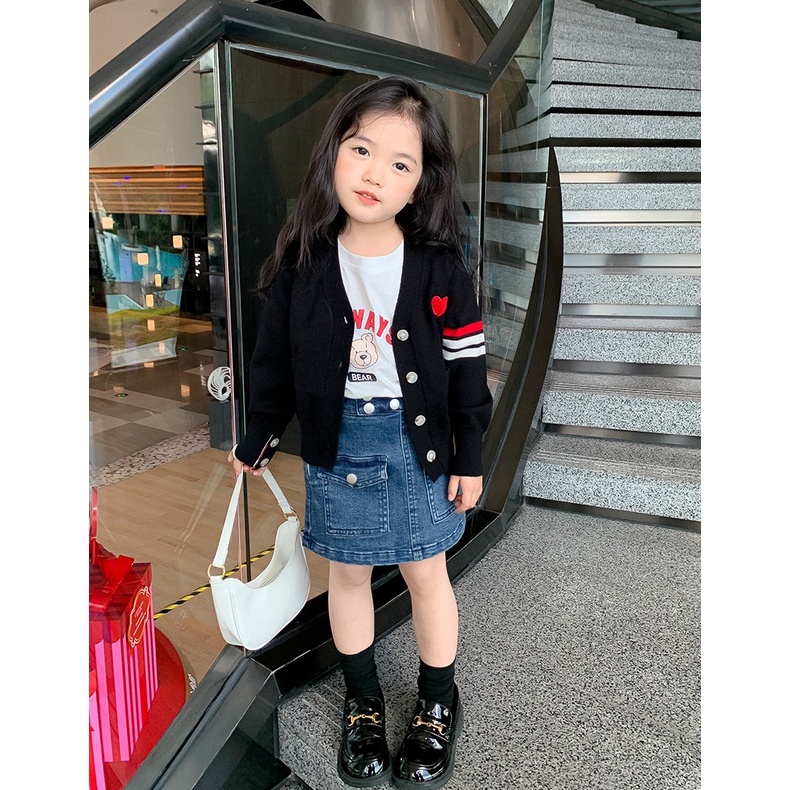 C005 - Chân váy jean bé gái sz 90-140, chân váy chữ A chu bé 2 túi phía trước hè 2022