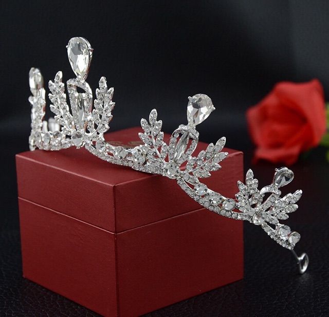 Vương miện cô dâu (mã VM070)