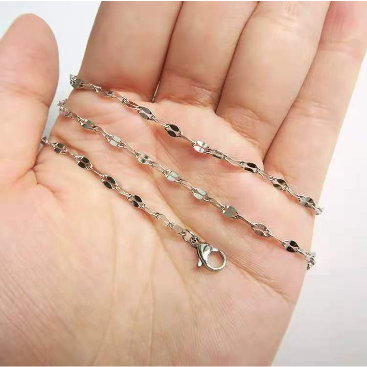 Sỉ dây chuyền kiểu lá me 2mm  bằng inox sáng đẹp, tạo nên vẻ đẹp quyến rũ cho người đeo