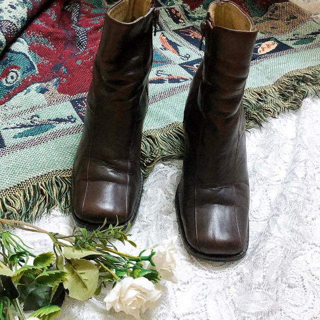 Boot da thật của Nhật